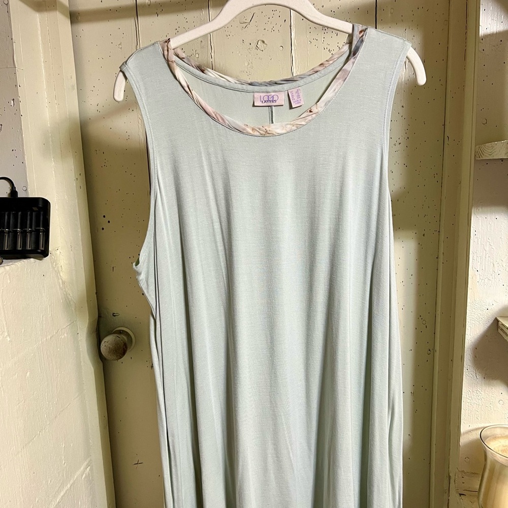 LOGO by Lori Goldstein Gray Silver Tank Top Sleeveless Casual Style
